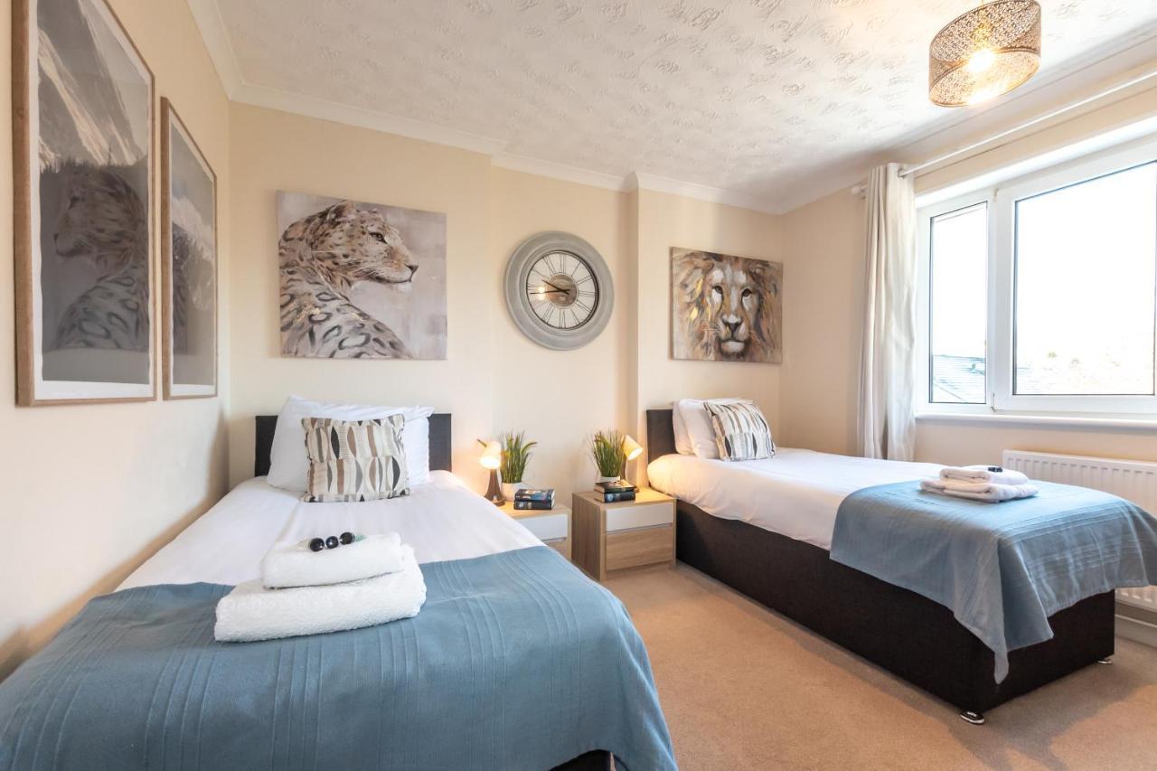 Cheerful 3-Bedroom Douglas House With Patio Southampton Extérieur photo