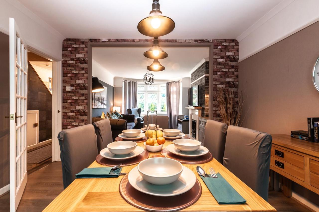 Cheerful 3-Bedroom Douglas House With Patio Southampton Extérieur photo