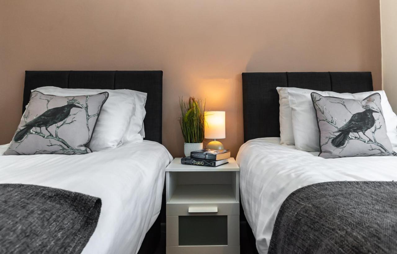 Cheerful 3-Bedroom Douglas House With Patio Southampton Extérieur photo