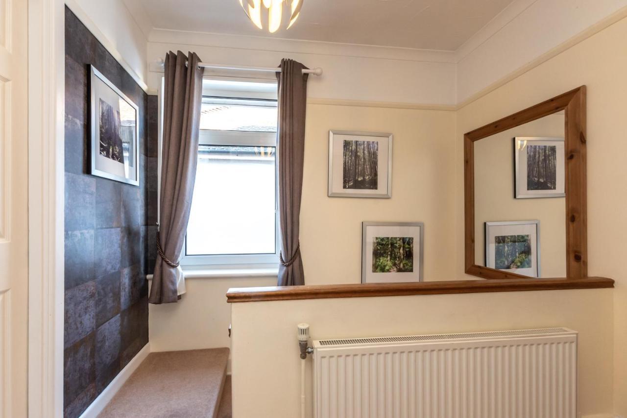 Cheerful 3-Bedroom Douglas House With Patio Southampton Extérieur photo