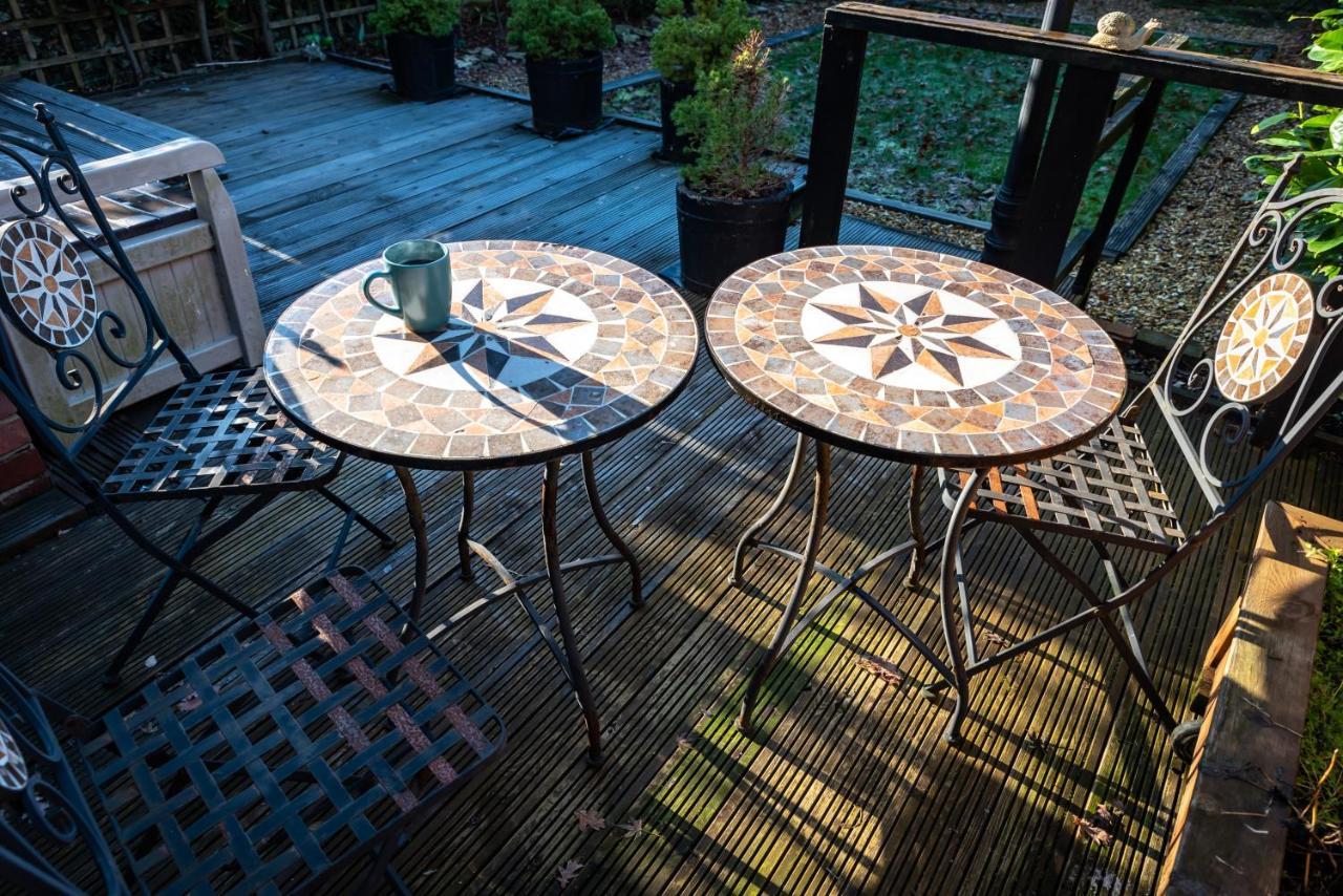 Cheerful 3-Bedroom Douglas House With Patio Southampton Extérieur photo