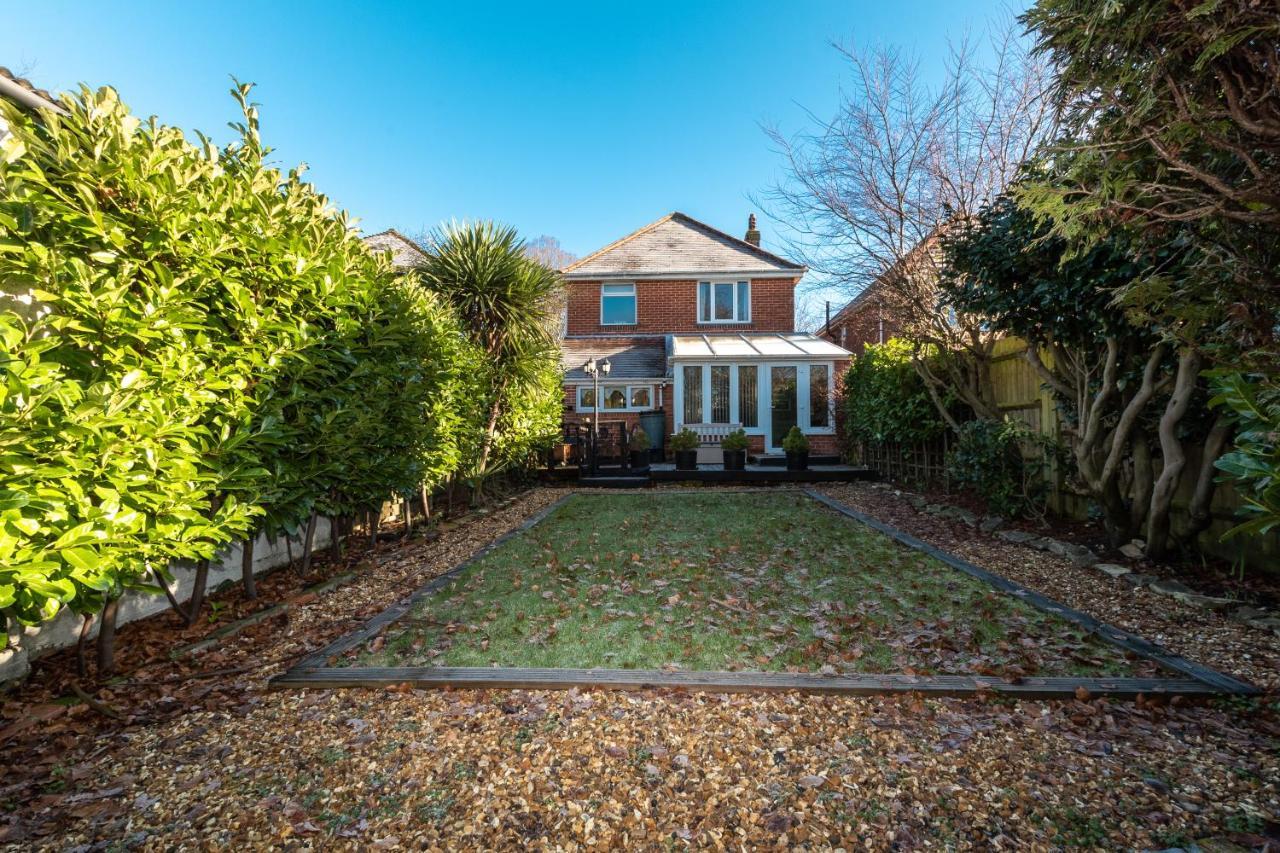Cheerful 3-Bedroom Douglas House With Patio Southampton Extérieur photo